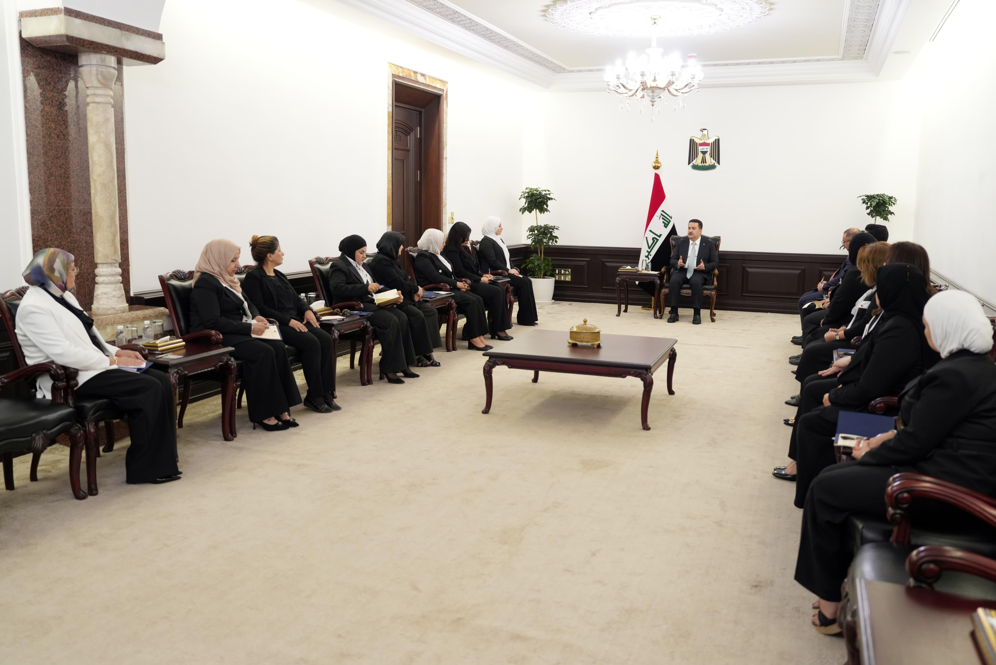 A meeting with female activists.. Al-Sudani warns against rumours.. An emphasis on protecting women after the incident with Dr. Ban