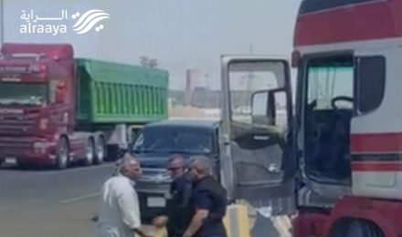 تحقيق واعتذار موانئ العراق توقف موظفا اعتدى على سائق شاحنة في أم قصر