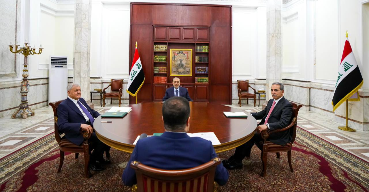 الرئاسات توقع وثيقة مهمة..  تقليص أساليب إغراء الناخبين.. المرشحون أمام اختبار المصداقية