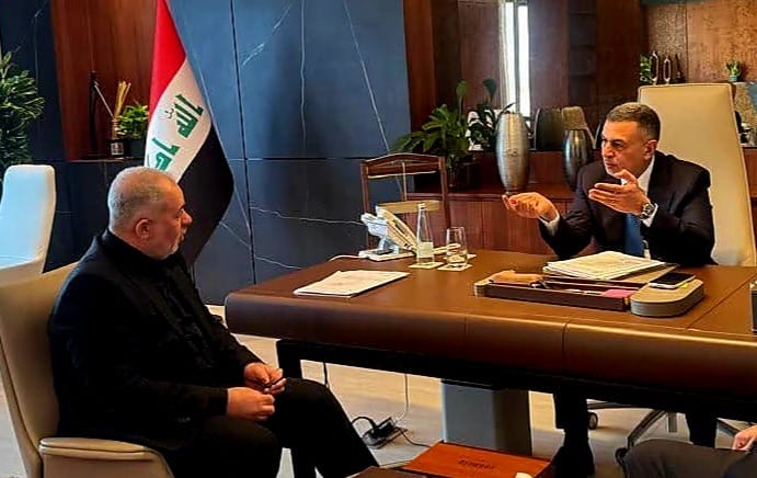 من واردات المنافذ.. العيداني يصادق على مشروع ملعب رياضي متكامل في أم قصر