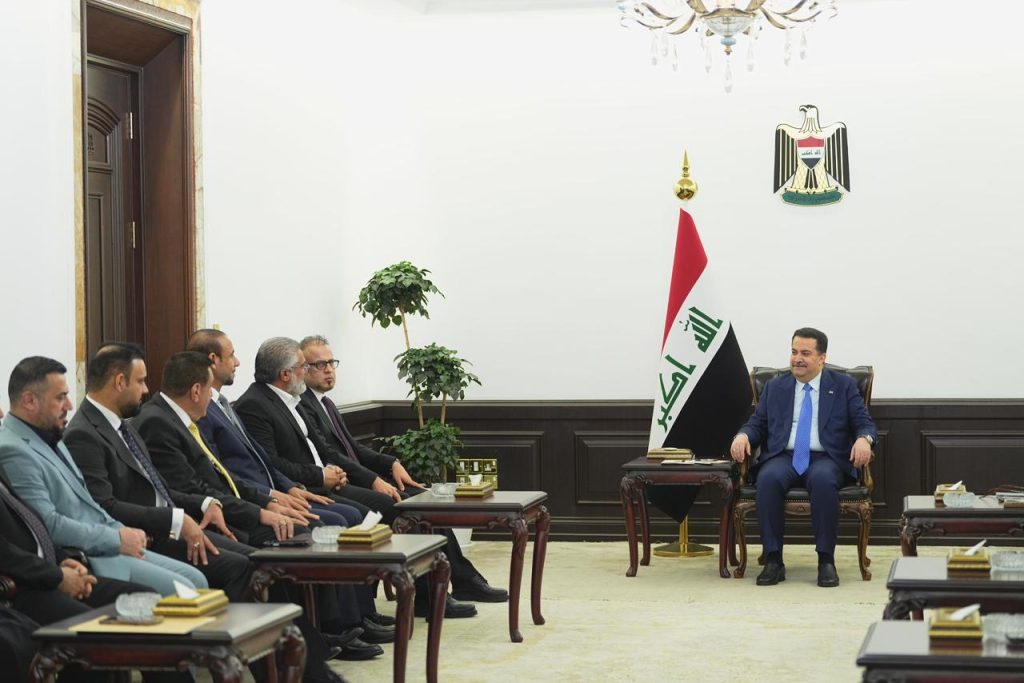 اجتماع قبل الإفطار.. كتلة صادقون تبحث مع رئيس الوزراء تعزيز التكامل بين التشريع والتنفيذ