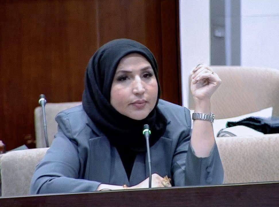 “تغريدة ترامب لحظة طيش”.. نائبة عن بدر تربط كرامة العراق بترشيح المالكي: الحصار أهون من التراجع