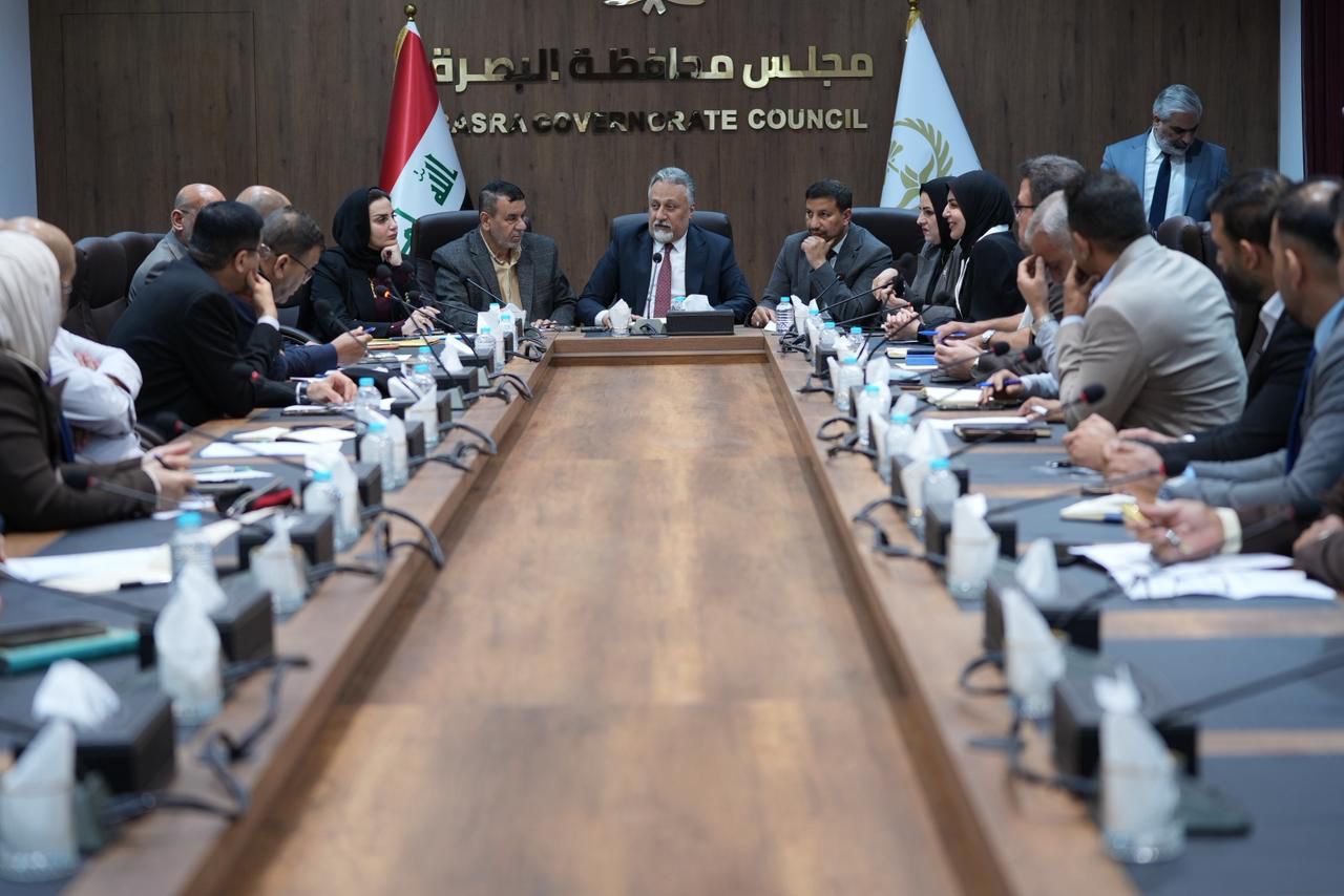 اجتماع طارئ بالمجلس.. البصرة تتحضر لموجة الأمطار