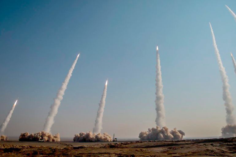 حرب المخازن.. لماذا لم تنفد صواريخ إيران حتى الآن؟